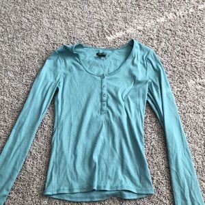 Long sleeve super cute button up blue top